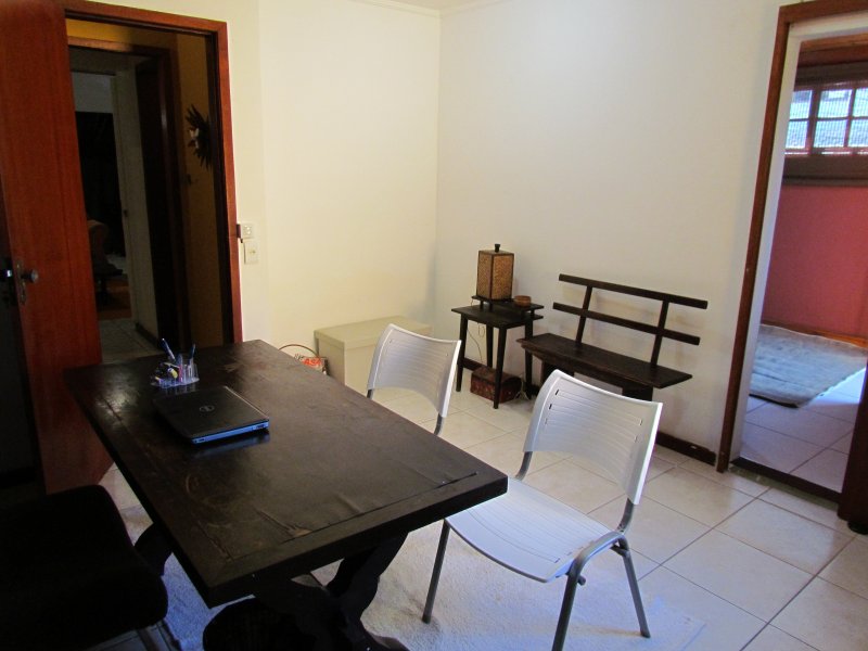 Casa à venda Jardim Caiçara com 175m² e 6 quartos por R$ 770.000 - 961879060-imagem-20.JPG