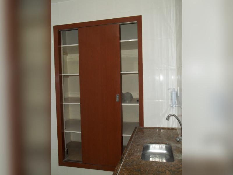 Apartamento à venda Higienópolis com 112m² e 2 quartos por R$ 750.000 - cozinha-armario-embutido.JPG