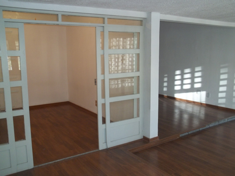 Apartamento à venda Higienópolis com 112m² e 2 quartos por R$ 750.000 - quarto-2-visto-da-sala-1.JPG