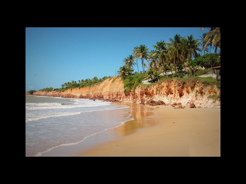 Casa à venda Centro com 390m² e 4 quartos por R$ 440.000 - 884329551-praia-de-caraubas4.jpg