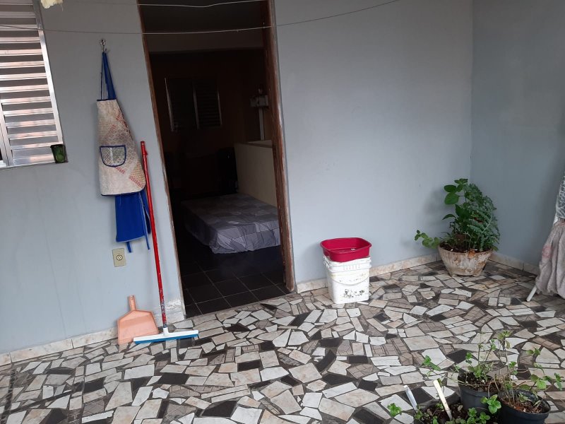 Casa à venda Conj. Hab. Calux com 150m² e 2 quartos por R$ 230.000 - 2070933790-whatsapp-image-2021-12-26-at-18.jpeg
