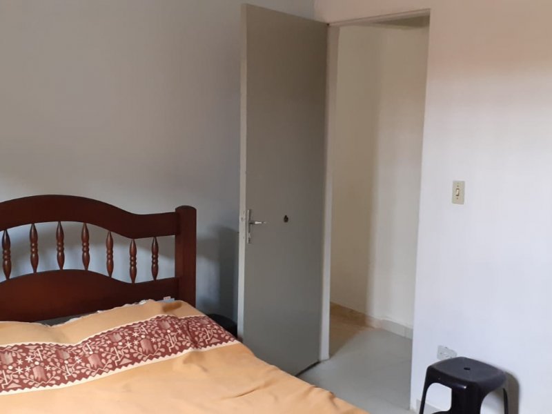 Casa à venda Jardim Santa Fe (Zona Oeste) com 109m² e 3 quartos por R$ 198.000 - 1964042531-q2-2.jpeg