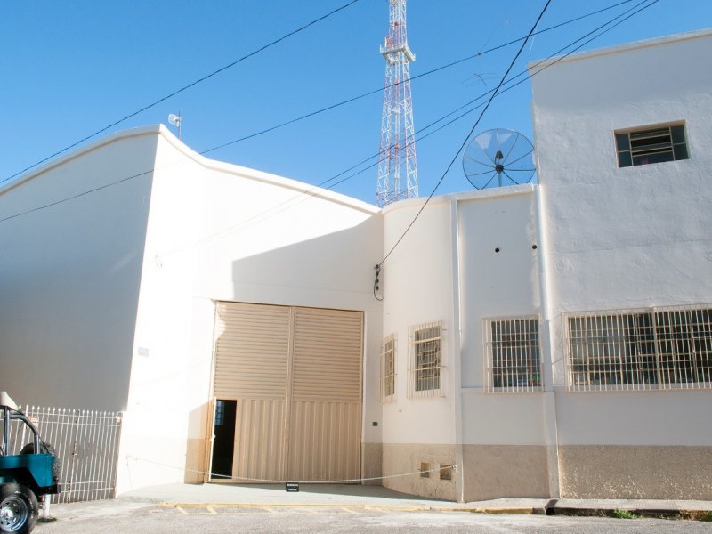 Comercial para alugar Centro com 140m² e 1 quarto por R$ 25.000.000 - 1463399188-img-20211229-wa0019.jpg