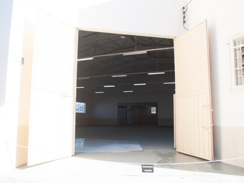 Comercial para alugar Centro com 140m² e 1 quarto por R$ 25.000.000 - 2107220287-img-20211229-wa0020.jpg