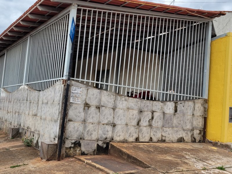 Casa à venda Centro com 222m² e 2 quartos por R$ 350.000 - 1030951963-20211030-153544.jpg