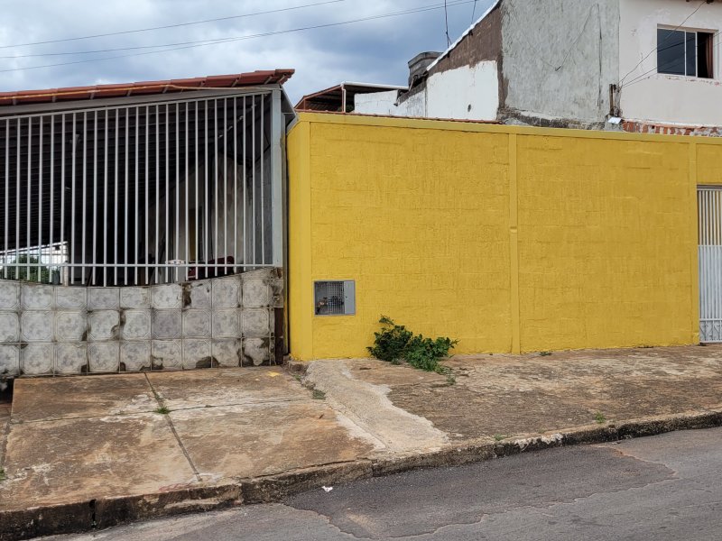Casa à venda Centro com 222m² e 2 quartos por R$ 350.000 - 2125575570-20211030-153525.jpg