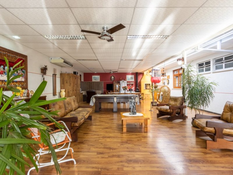 Casa à venda Cajuru com 325m² e 4 quartos por R$ 1.300.000 - 35123042-inbound7911286592535661213.jpg