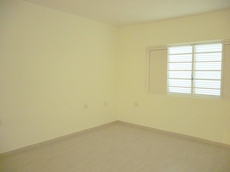 Comercial à venda Vila Jardini com 180m² e 1 quarto por R$ 700.000 - 1518598183-p1010585.jpg