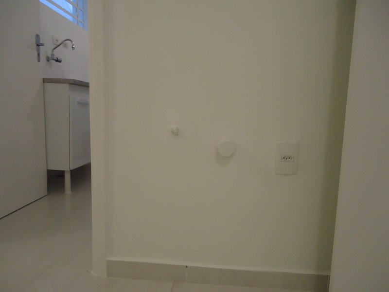 Comercial à venda Vila Jardini com 180m² e 1 quarto por R$ 700.000 - 1593876714-dsc03356.jpg