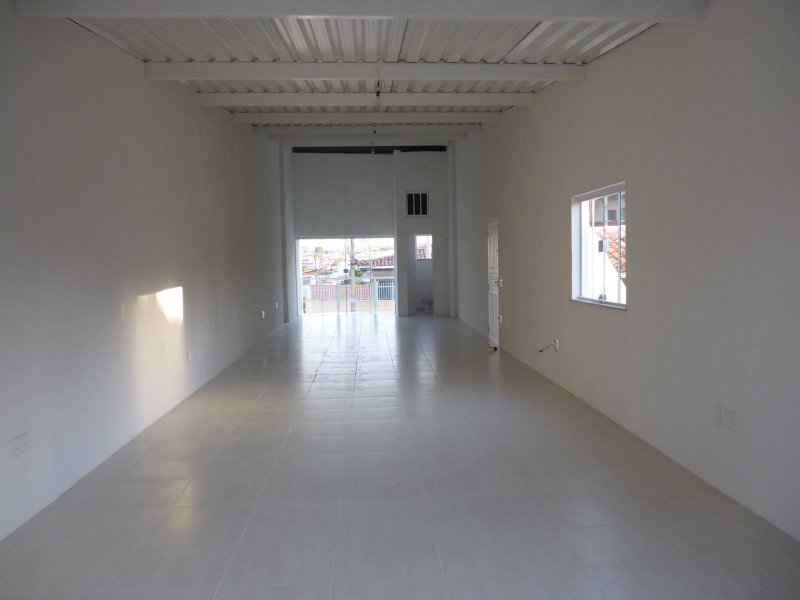 Comercial à venda Vila Jardini com 180m² e 1 quarto por R$ 700.000 - 1665412662-p1010477.jpg
