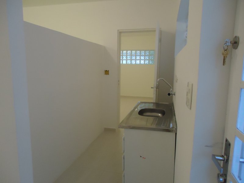 Comercial à venda Vila Jardini com 180m² e 1 quarto por R$ 700.000 - 1917732681-dsc03361.jpg