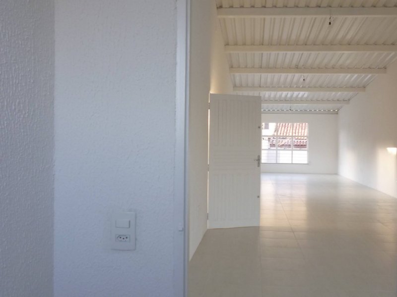 Comercial à venda Vila Jardini com 180m² e 1 quarto por R$ 700.000 - 764663443-p1010480.jpg
