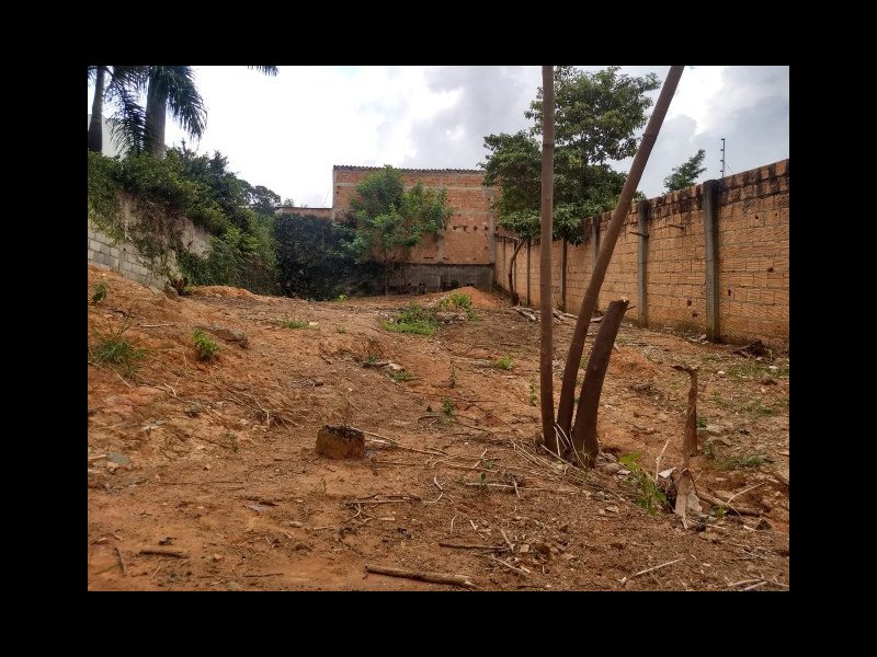 Terreno à venda Trevo com 360m² e 1 quarto por R$ 360.000 - 1399968334-571017214425788.jpg