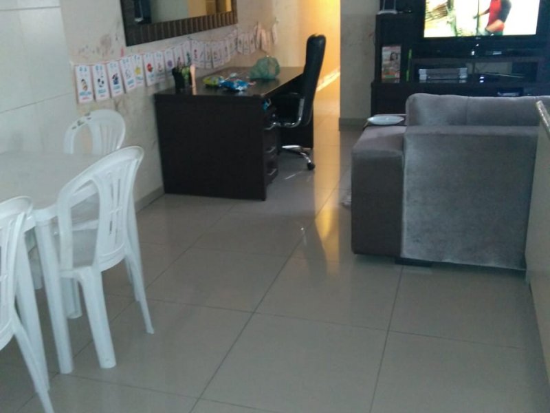 Casa à venda Parque Recanto Monica com 330m² e 4 quartos por R$ 450.000 - 319273513-img-20220104-wa0052.jpg