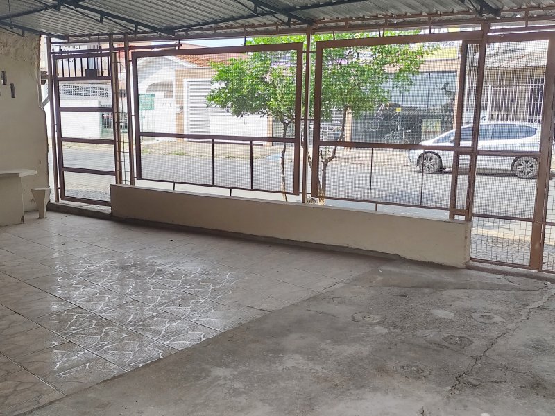Casa à venda Jardim Esmeralda com 282m² e 1 quarto por R$ 385.000 - 1694474895-inbound2334025672991517509.jpg