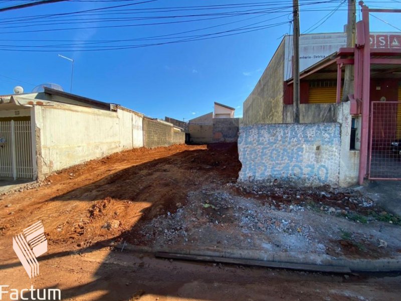 Terreno à venda Candido Bertine com 135m² e 1 quarto por R$ 159.999 - 1018628143-7723aa6305a5f330b32a1cd447da187f.jpg