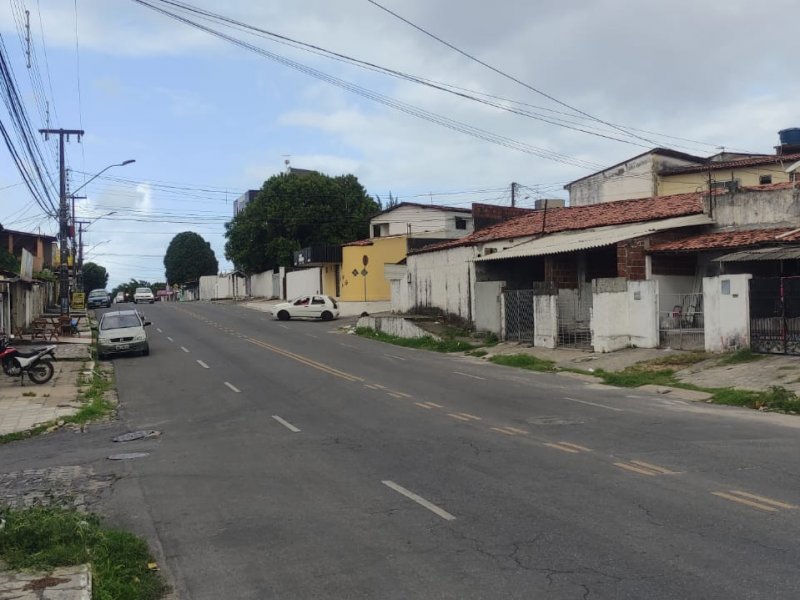 Kitnet à venda Mangabeira com 560m² e 5 quartos por R$ 600.000 - 1437904725-uiuk.jpg