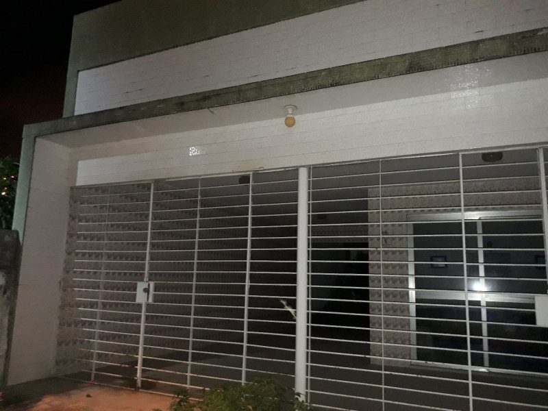 Casa à venda Água Fria com 508m² e 4 quartos por R$ 650.000 - 1388302194-413940f9-a12e-487e-87d4-ff05ec51745a.jpg