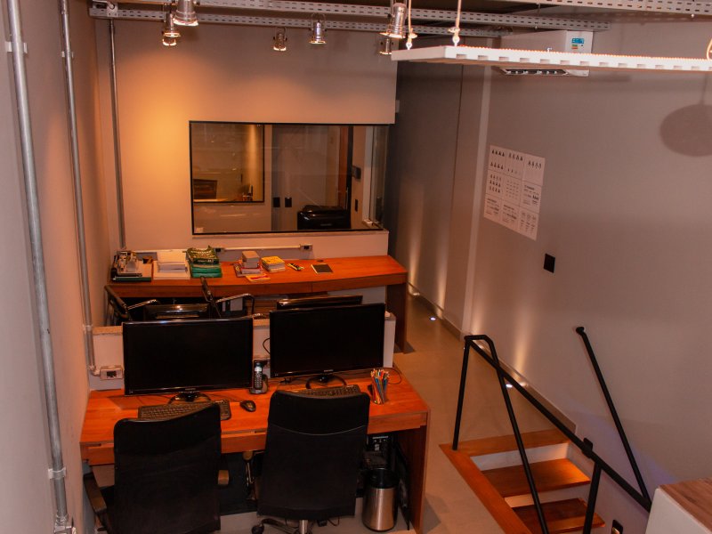 Comercial à venda Centro com 62m² e 1 quarto por R$ 240.000 - 940980040-img-2416.jpg