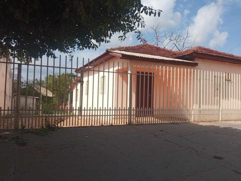 Casa à venda Centro com 432m² e 2 quartos por R$ 80.000.000 - 1458391000-img-20220105-082757.jpg
