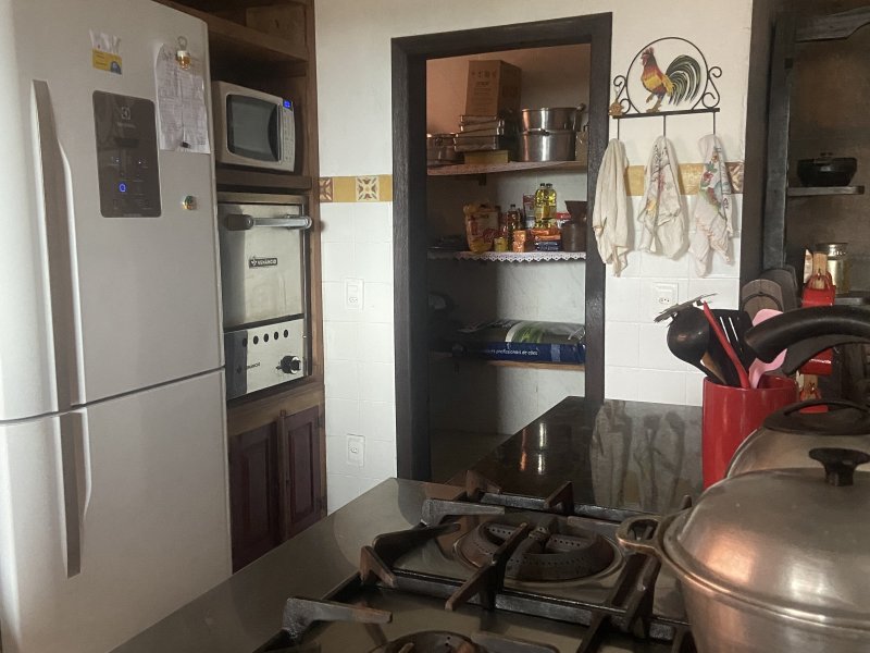 Casa à venda Tropical com 360m² e 3 quartos por R$ 800.000 - 1418048298-4cb820ad-87da-4211-ad85-9314b27dd95e.jpeg