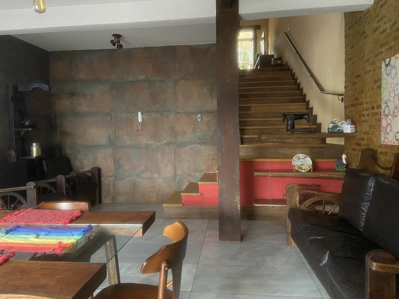 Casa à venda Tropical com 360m² e 3 quartos por R$ 800.000 - 223640328-2ed34d96-6674-414c-a6ac-56f07496ed44.jpeg