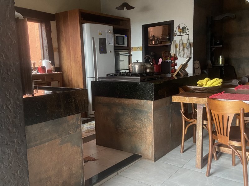 Casa à venda Tropical com 360m² e 3 quartos por R$ 800.000 - 361849229-af03d51e-cb89-4a52-99f4-0d312d53ebe3.jpeg