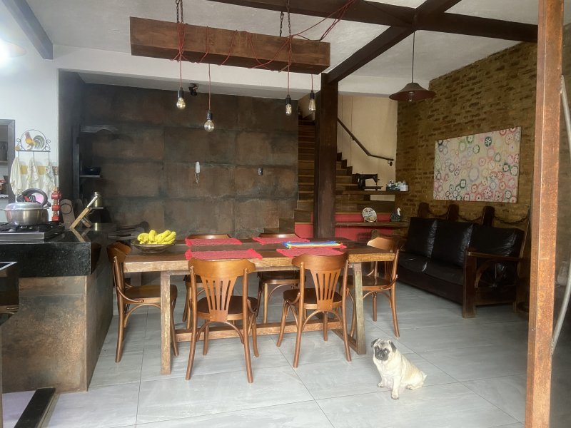 Casa à venda Tropical com 360m² e 3 quartos por R$ 800.000 - 407971782-cb7fa1eb-0d78-45df-8556-3c45d666b96f.jpeg