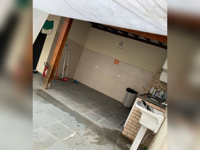Comercial à venda Jardim das Laranjeiras com 480m² e 1 quarto por R$ 1 - 19.jpg
