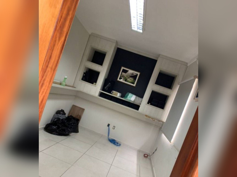 Comercial à venda Jardim das Laranjeiras com 480m² e 1 quarto por R$ 1 - 30.jpg