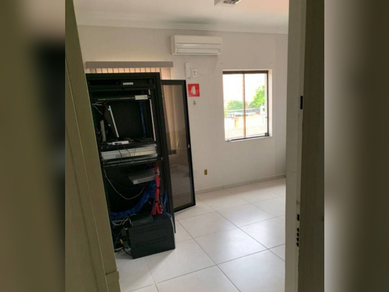 Comercial à venda Jardim das Laranjeiras com 480m² e 1 quarto por R$ 1 - 44.jpg