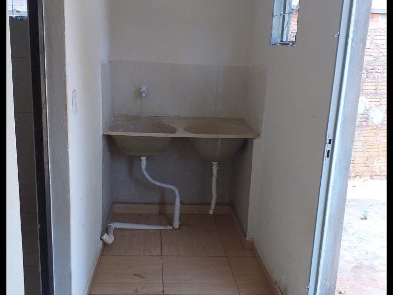 Casa à venda Centro com 70m² e 2 quartos por R$ 190.000 - 1711944681-img-20210403-wa0011.jpg