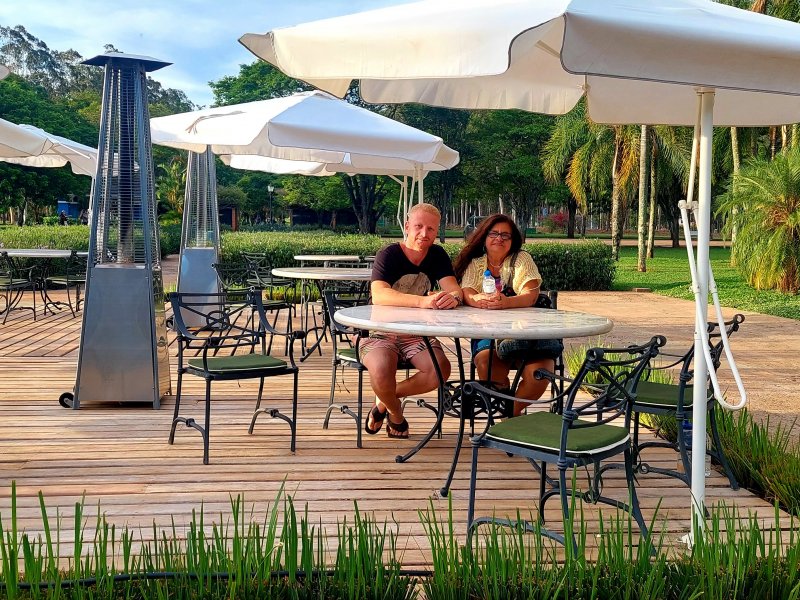 Casa à venda Centro com 242m² e 4 quartos por R$ 890.000 - 1000412094-inbound8228741504555654894.jpg