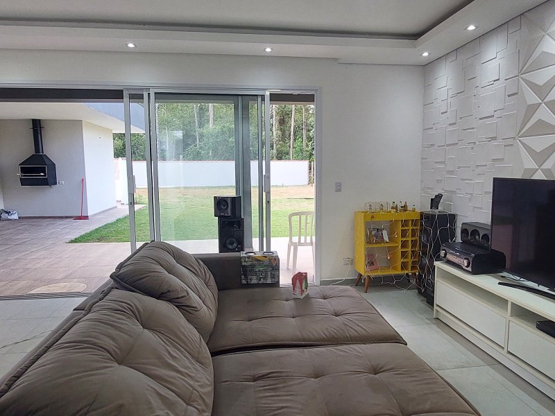 Casa à venda Centro com 242m² e 4 quartos por R$ 890.000 - 238872997-inbound1425608695524050926.jpg