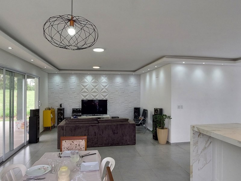 Casa à venda Centro com 242m² e 4 quartos por R$ 890.000 - 932021913-inbound8365537740587850077.jpg