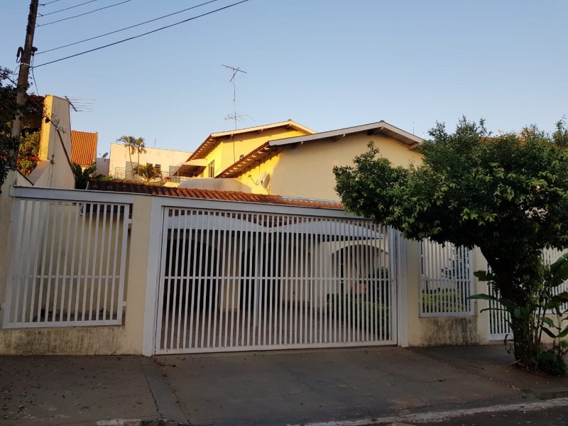 Casa à venda Jardim Presidente com 320m² e 4 quartos por R$ 1.350.000 - 65211494-whatsapp-image-2022-01-12-at-10.jpeg