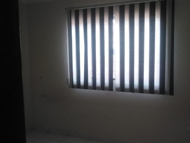 Casa à venda Centro com 240m² e 2 quartos por R$ 200.000 - 2015586321-bbff8a42-6464-49f6-a6f9-74799c4c5fc8.jpeg