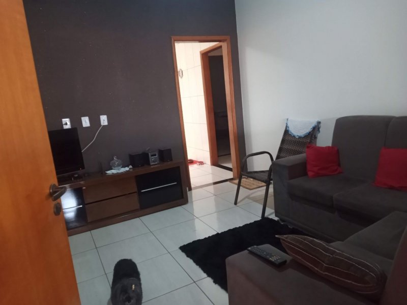 Casa à venda Viva Olímpia com 200m² e 3 quartos por R$ 360.000 - 1399313046-13319a71-d6d7-4112-abcb-f9c111744413.jpg
