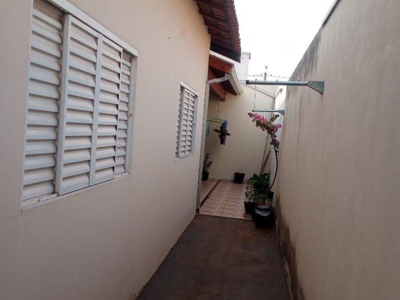 Casa à venda Viva Olímpia com 200m² e 3 quartos por R$ 360.000 - 1495245859-822188e6-2efe-4289-a969-1cade8ffc089.jpg