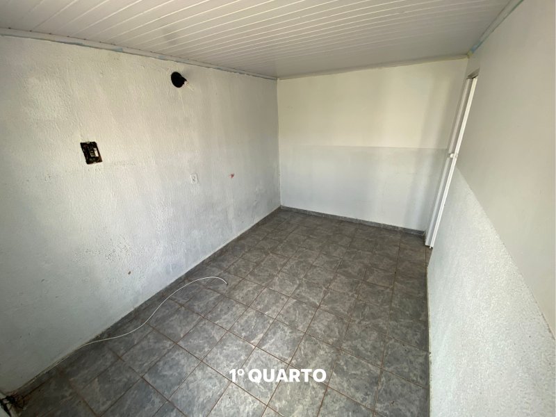 Casa à venda Centro com 200m² e 2 quartos por R$ 250.000 - 257995640-8.jpg