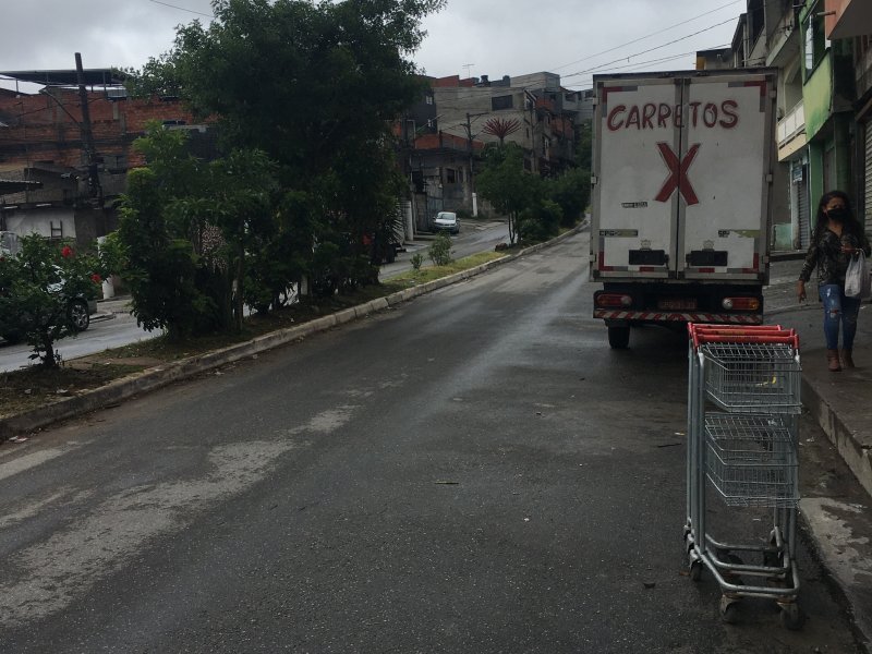 Casa de condomínio à venda Parque das Flores com 380m² e 2 quartos por R$ 585.000 - 2027679227-0aa77e5d-b5f9-438c-a436-fa4a29e07cbf.jpeg