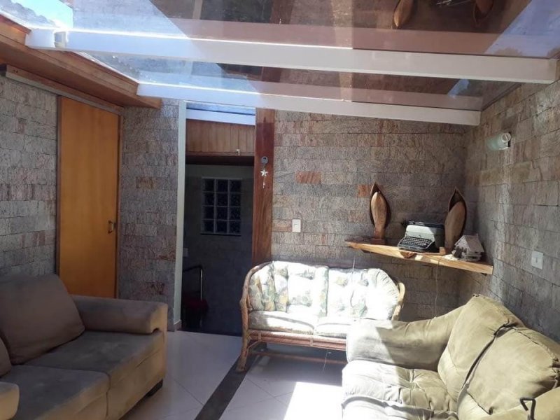 Casa à venda Fracalanza com 350m² e 5 quartos por R$ 1.200.000 - 1004953509-bd2da612-dd38-4dfd-9646-0c1e39a66fec.jpeg