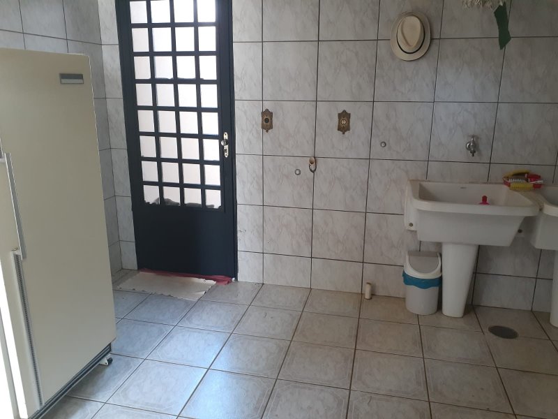 Casa à venda Fabrício com 180m² e 3 quartos por R$ 600.000 - 657619867-img-20211113-wa0017.jpg