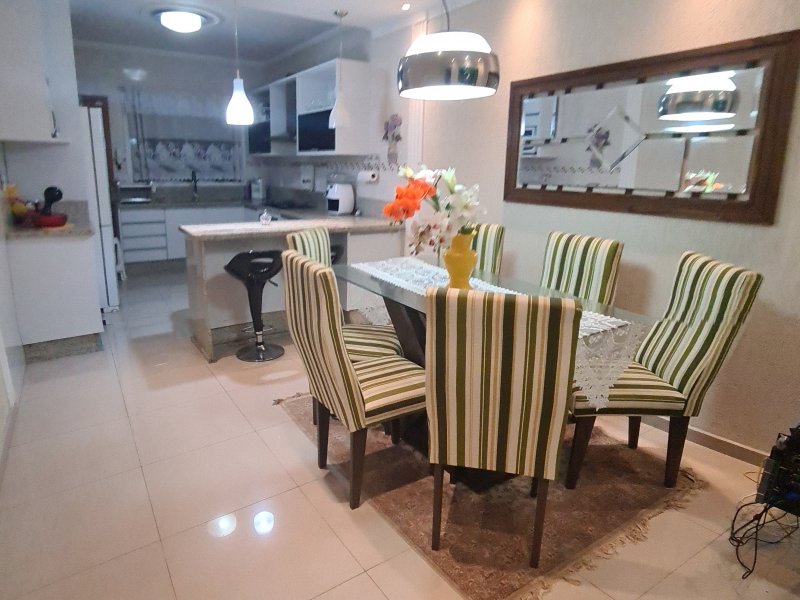 Casa à venda Parque Artur Alvim com 200m² e 3 quartos por R$ 699.000 - 1356809236-inbound7585232893415561579.jpg