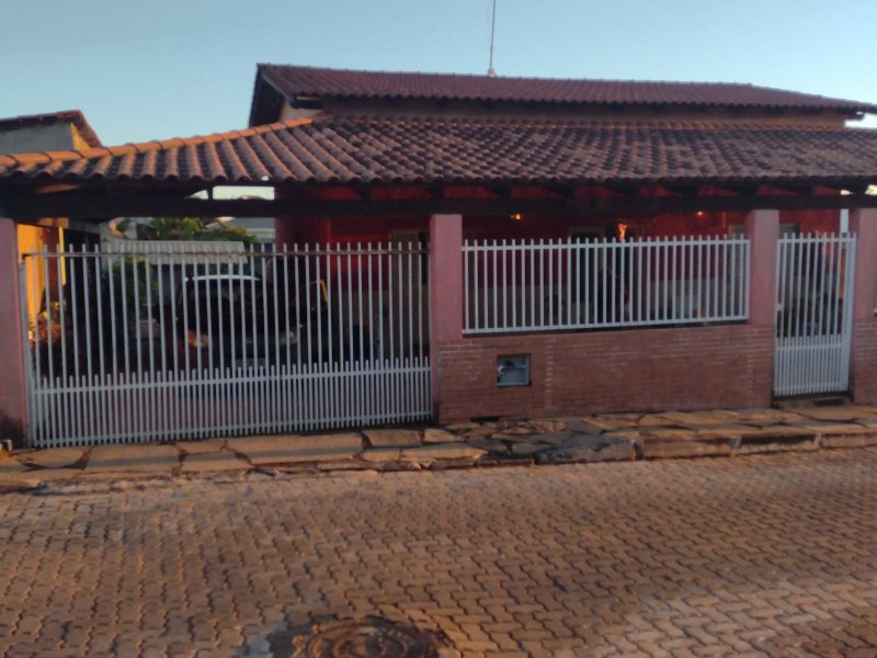 Casa à venda Guará II com 800m² e 4 quartos por R$ 1.000.000 - 206753265-img-20220114-183613127-portrait.jpg