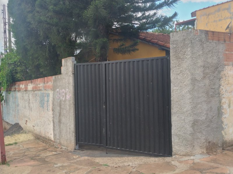 Casa à venda Centro com 183m² e 2 quartos por R$ 190.000 - 2045575248-img-20211115-143131.jpg