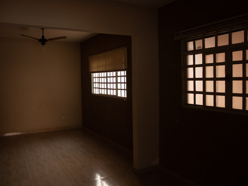 Casa à venda Jardim Aeroporto com 450m² e 2 quartos por R$ 500.000 - 682316489-swf5152.jpg