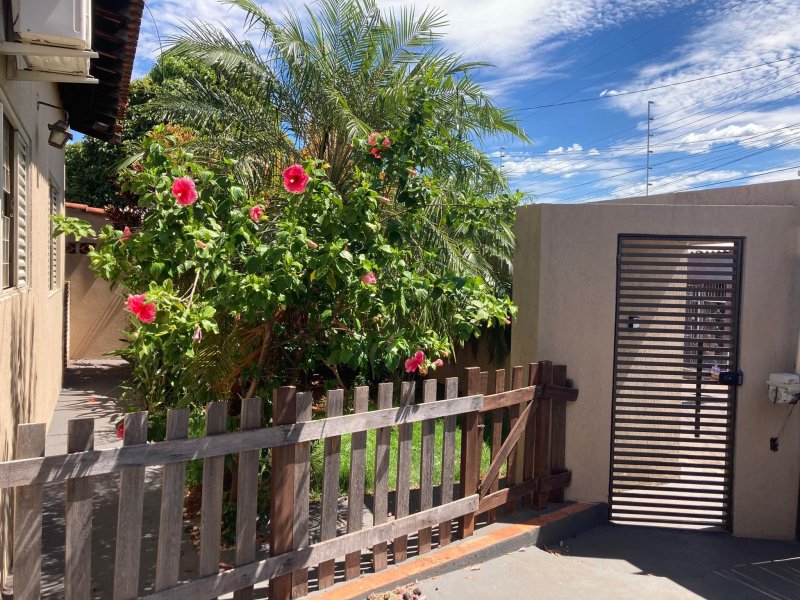 Casa à venda Jardim Aeroporto com 450m² e 2 quartos por R$ 500.000 - 745989138-270768089-644249410358068-2765879841733754097-n.jpg