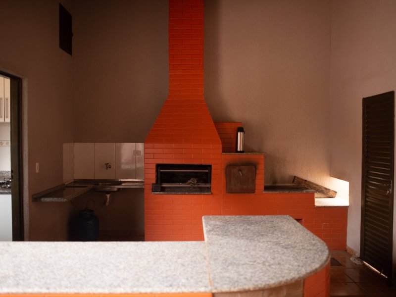 Casa à venda Jardim Aeroporto com 450m² e 2 quartos por R$ 500.000 - 813385741-swf5132.jpg