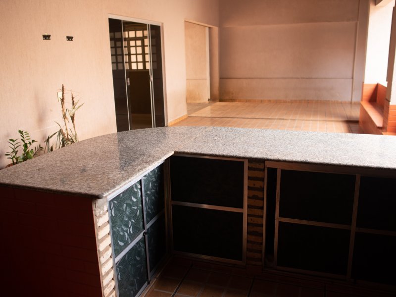 Casa à venda Jardim Aeroporto com 450m² e 2 quartos por R$ 500.000 - 881002795-swf5140.jpg